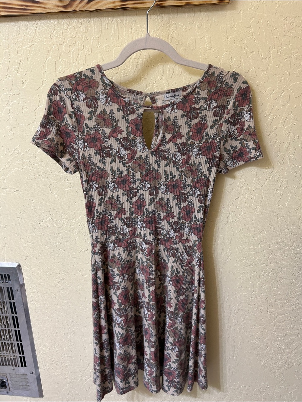 love, Fire Mauve Floral Keyhole Mini Dress